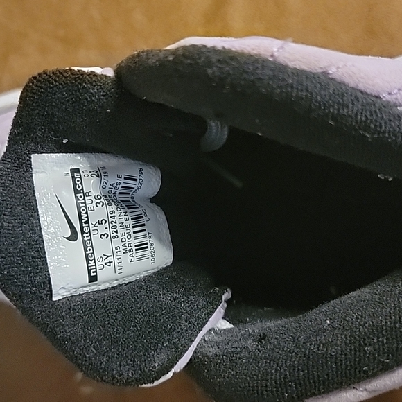 Purple and white Air Penny's  size:4yr - Picture 3 of 5